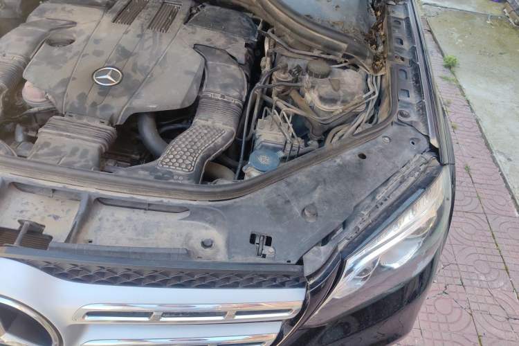 Used Mercedes-Benz GLS 2017 GLS 400 4MATIC Luxury Model Engine Bay Left