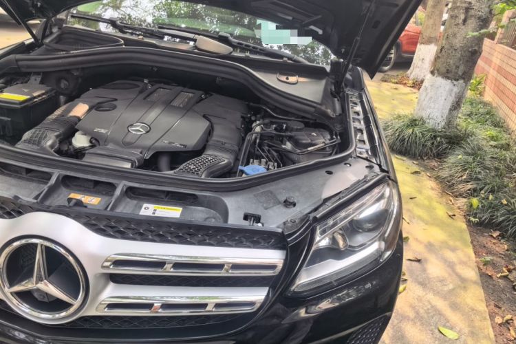 Used Mercedes-Benz GLS  Engine Bay Left