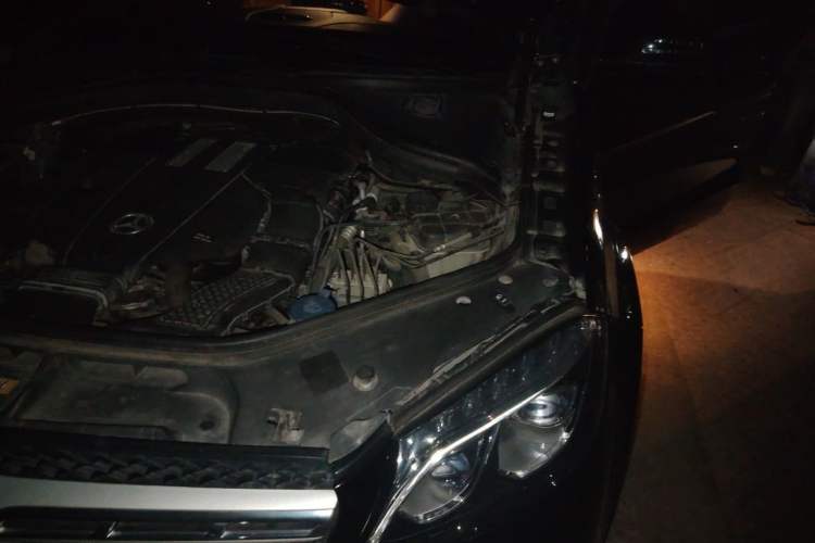 Used Mercedes-Benz GLS  Engine Bay Left