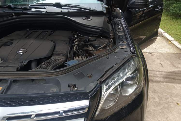 Used Mercedes-Benz GLS 2017 GLS 400 4MATIC Dynamic Model Engine Bay Left