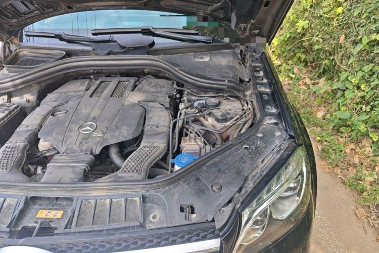 Used Mercedes-Benz GLS  Engine Bay Left
