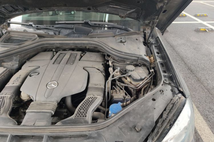 Used Mercedes-Benz GLS 2017 GLS 400 4MATIC Dynamic Model Engine Bay Left