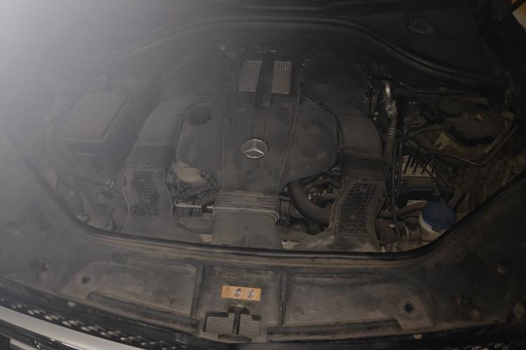 Used Mercedes-Benz GLS 2017 GLS 400 4MATIC Fashion Edition Engine Bay