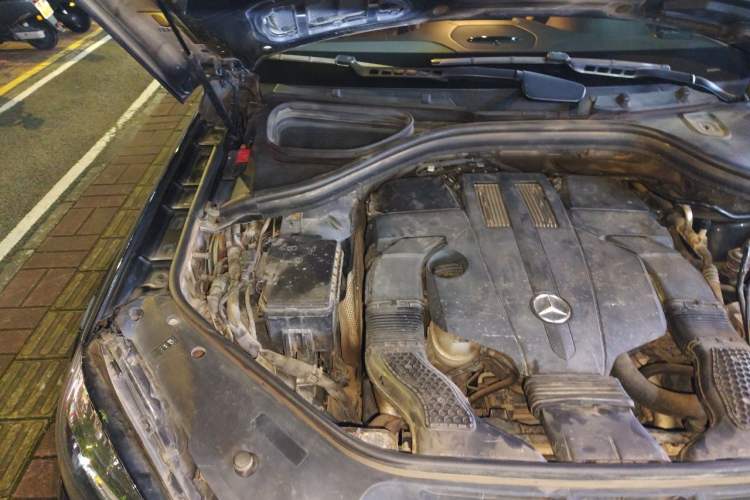Used Mercedes-Benz GLS 2017 GLS 400 4MATIC Dynamic Model Engine Bay Right