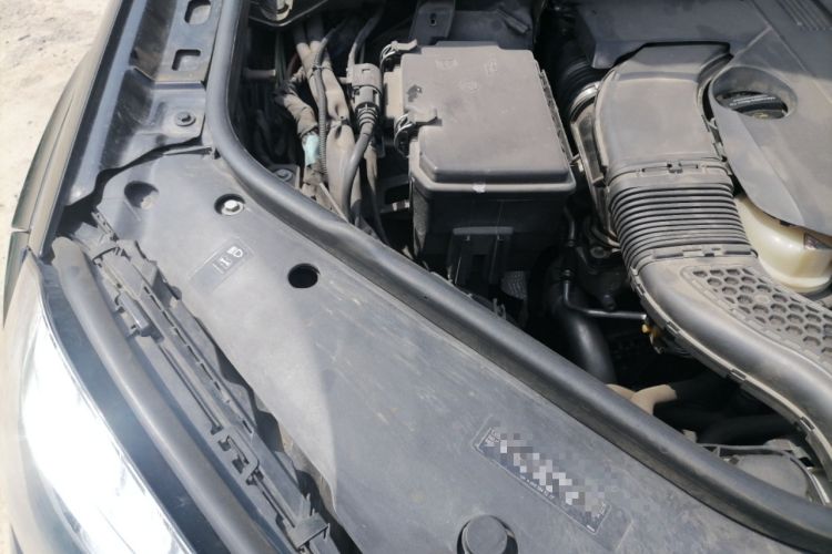 Used Mercedes-Benz GLS  Engine Bay Right