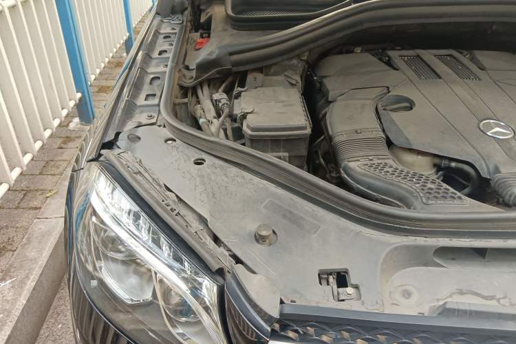Used Mercedes-Benz GLS 2017 GLS 400 4MATIC Dynamic Model Engine Bay Right