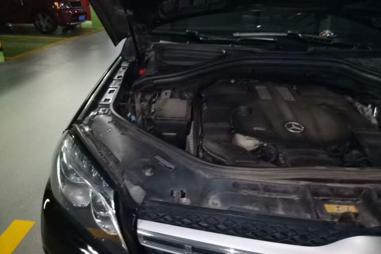 Used Mercedes-Benz GLS  Engine Bay Right