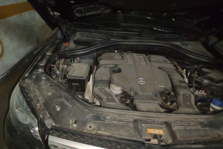 Used Mercedes-Benz GLS  Engine Bay Right
