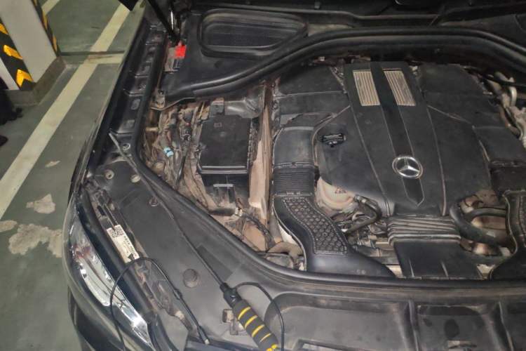 Used Mercedes-Benz GLS 2017 GLS 400 4MATIC Dynamic Model Engine Bay Right