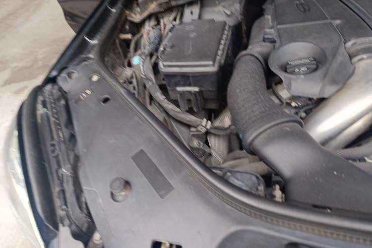Used Mercedes-Benz GLS 2017 GLS 500 4MATIC Engine Bay Right