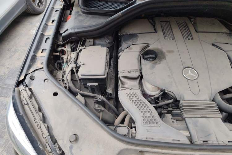 Used Mercedes-Benz GLS 2017 GLS 400 4MATIC Dynamic Model Engine Bay Right