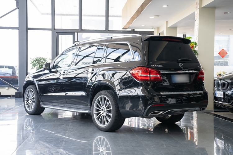 Used Mercedes-Benz GLS 2017 GLS 500 4MATIC Exterior 2