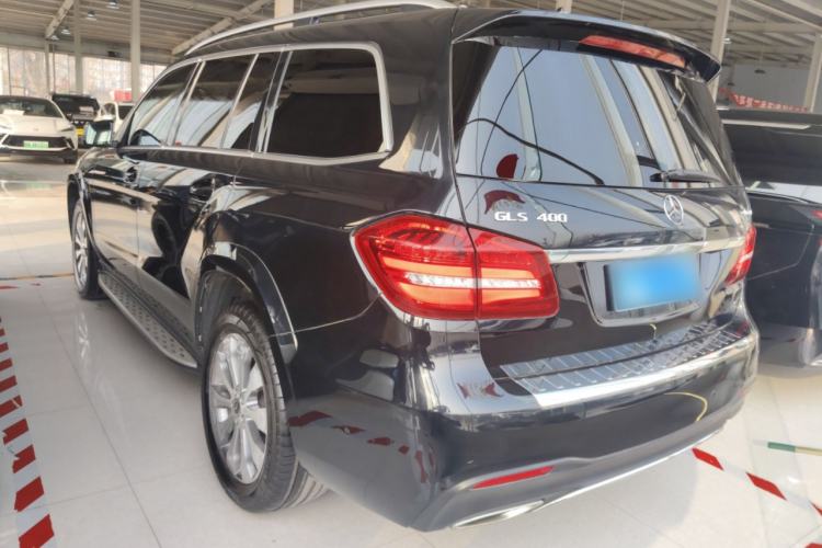 Used Mercedes-Benz GLS 2017 GLS 400 4MATIC Dynamic Model Exterior 2