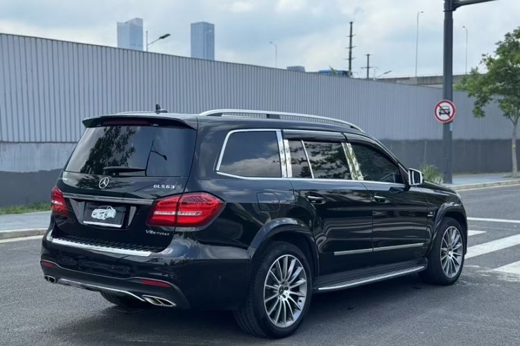 Used Mercedes-Benz GLS 2017 GLS 500 4MATIC Exterior 5