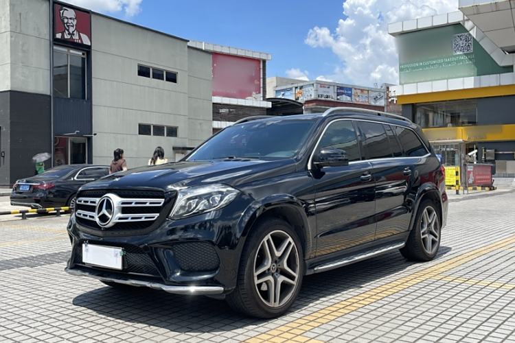 Used Mercedes-Benz GLS 2017 GLS 400 4MATIC Luxury Model Exterior 6