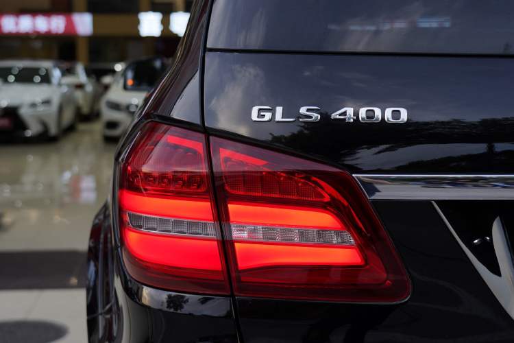 Used Mercedes-Benz GLS 2017 GLS 400 4MATIC Dynamic Model Exterior 8