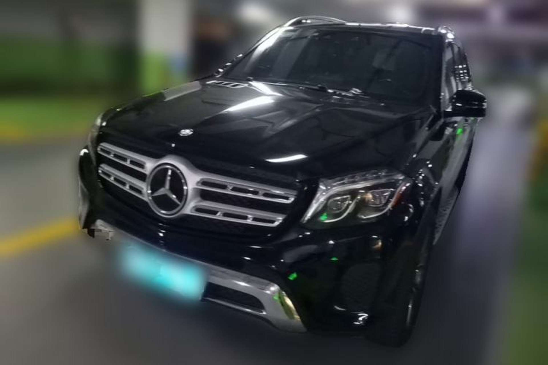 Used Mercedes-Benz GLS  Front Left 45 Deg
