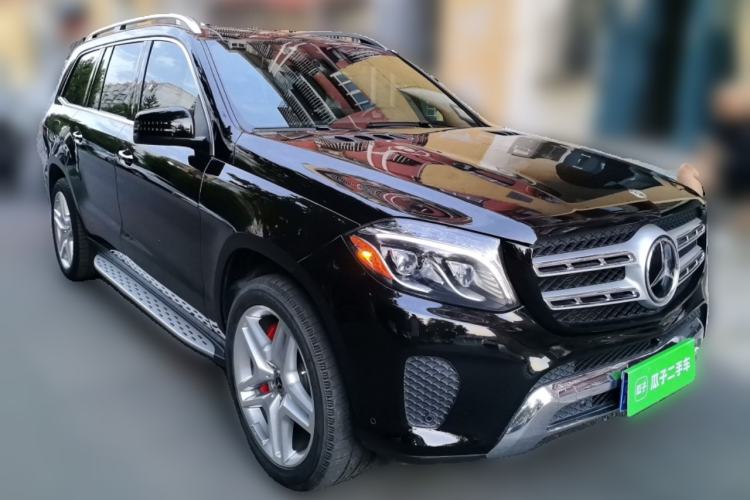 Used Mercedes-Benz GLS  Front Right 45 Deg
