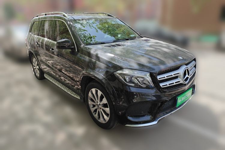 Used Mercedes-Benz GLS 2017 GLS 400 4MATIC Dynamic Model Front Right 45 Deg