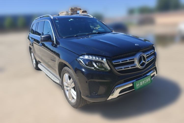 Used Mercedes-Benz GLS  Front Right 45 Deg