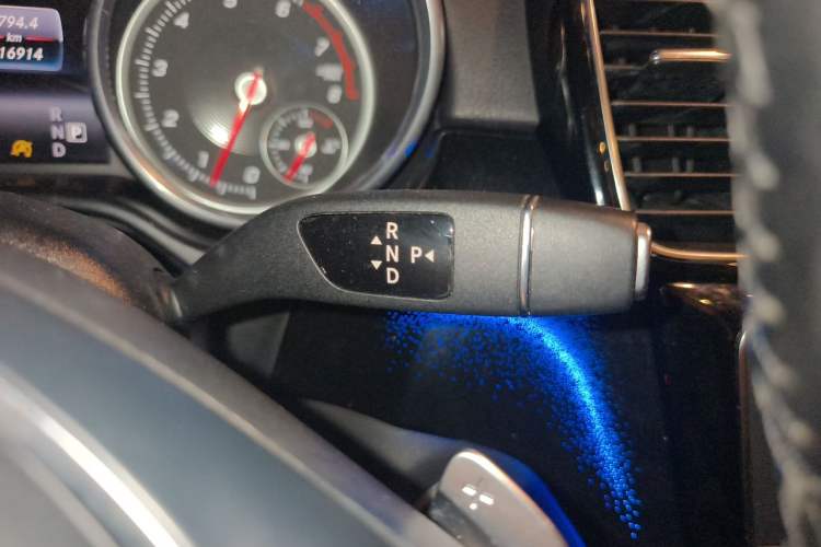 Used Mercedes-Benz GLS  Gear Lever
