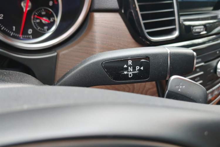 Used Mercedes-Benz GLS  Gear Lever
