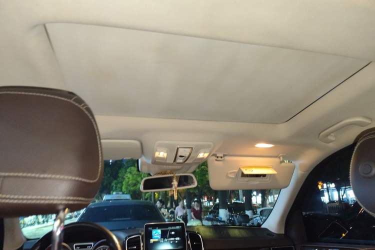 Used Mercedes-Benz GLS 2017 GLS 400 4MATIC Dynamic Model Headliner