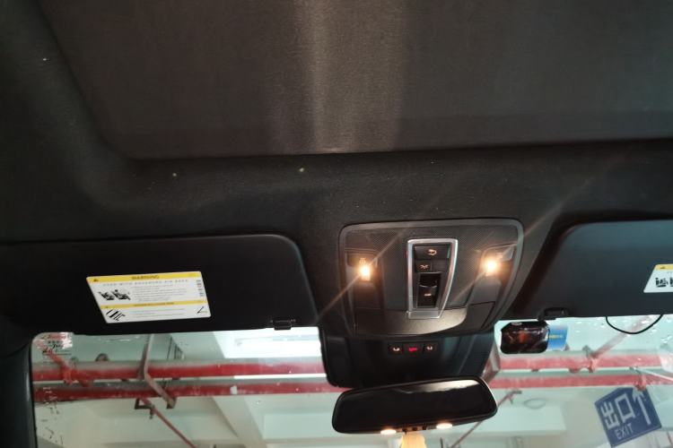 Used Mercedes-Benz GLS  Headliner