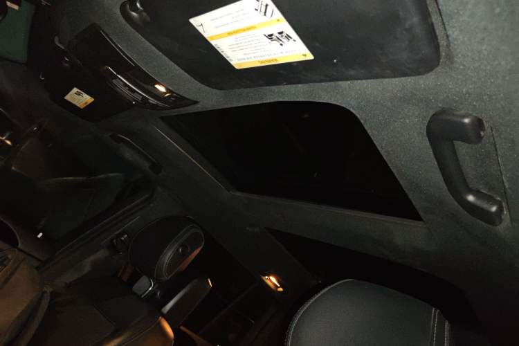 Used Mercedes-Benz GLS  Headliner