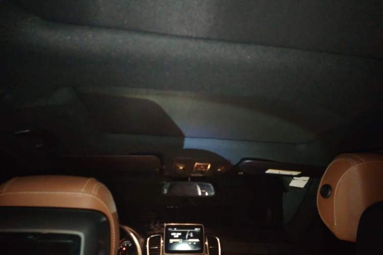 Used Mercedes-Benz GLS  Headliner