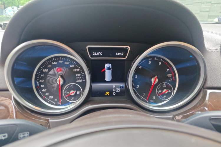 Used Mercedes-Benz GLS 2017 GLS 400 4MATIC Dynamic Model Instrument Cluster