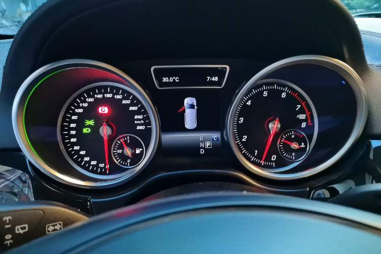 Used Mercedes-Benz GLS  Instrument Cluster