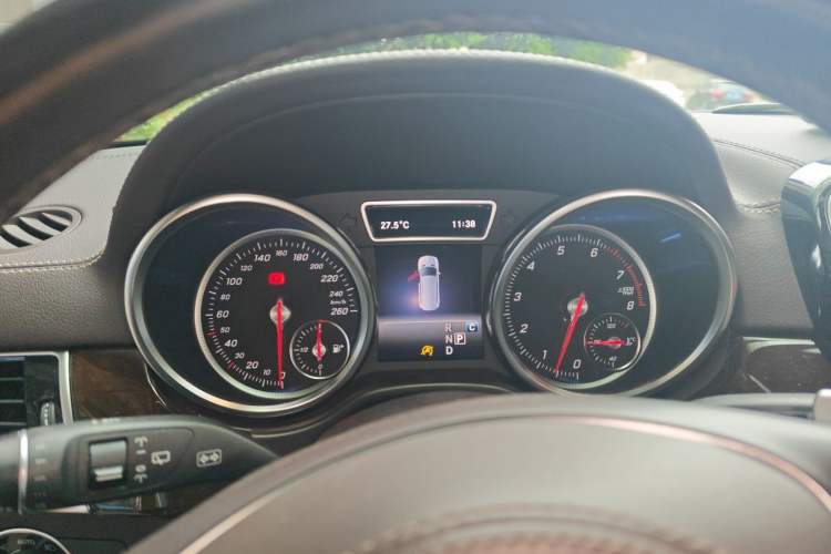 Used Mercedes-Benz GLS 2017 GLS 400 4MATIC Dynamic Model Instrument Cluster