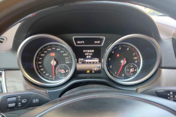 Used Mercedes-Benz GLS 2017 GLS 400 4MATIC Luxury Model Instrument Cluster