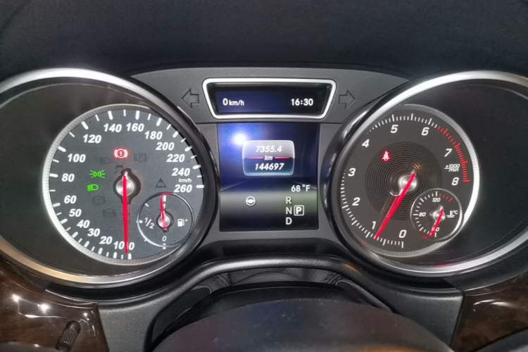 Used Mercedes-Benz GLS  Instrument Cluster