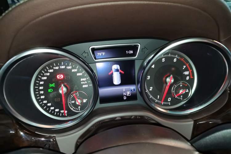 Used Mercedes-Benz GLS  Instrument Cluster