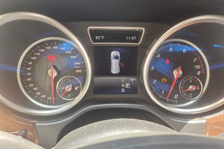 Used Mercedes-Benz GLS  Instrument Cluster