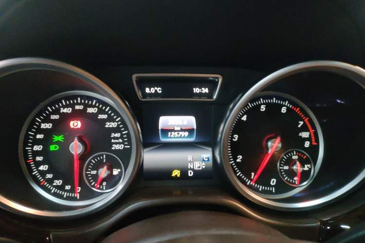Used Mercedes-Benz GLS 2017 GLS 400 4MATIC Dynamic Model Instrument Cluster