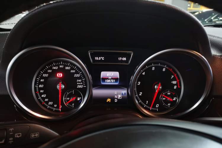 Used Mercedes-Benz GLS 2017 GLS 400 4MATIC Dynamic Model Instrument Cluster