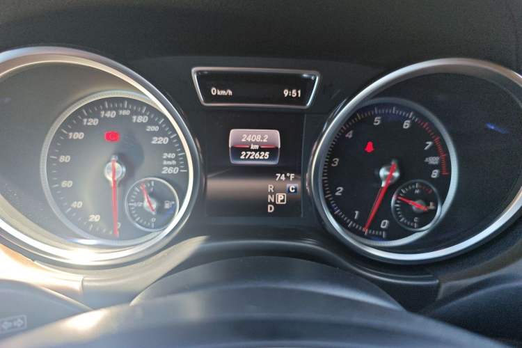 Used Mercedes-Benz GLS  Instrument Cluster