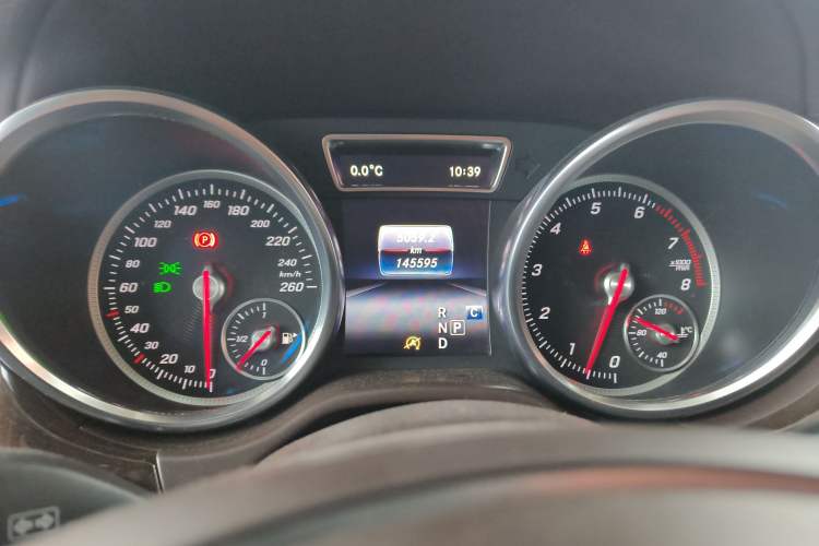 Used Mercedes-Benz GLS 2017 GLS 400 4MATIC Dynamic Model Instrument Cluster
