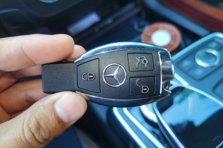Used Mercedes-Benz GLS 2017 GLS 400 4MATIC Luxury Model Interior 1
