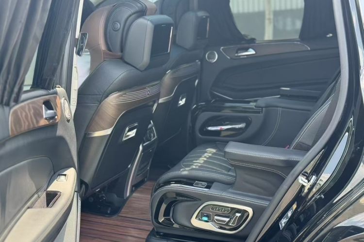 Used Mercedes-Benz GLS 2017 GLS 500 4MATIC Interior 3