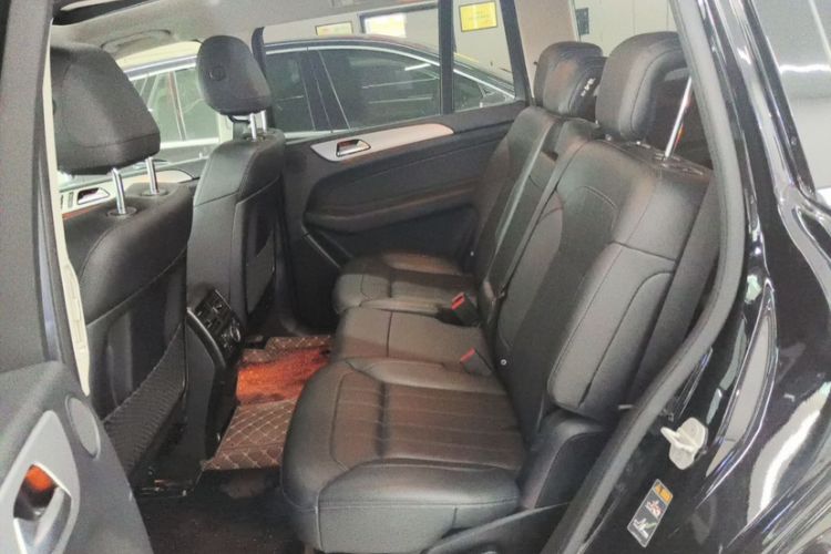 Used Mercedes-Benz GLS 2017 GLS 400 4MATIC Dynamic Model Interior 7
