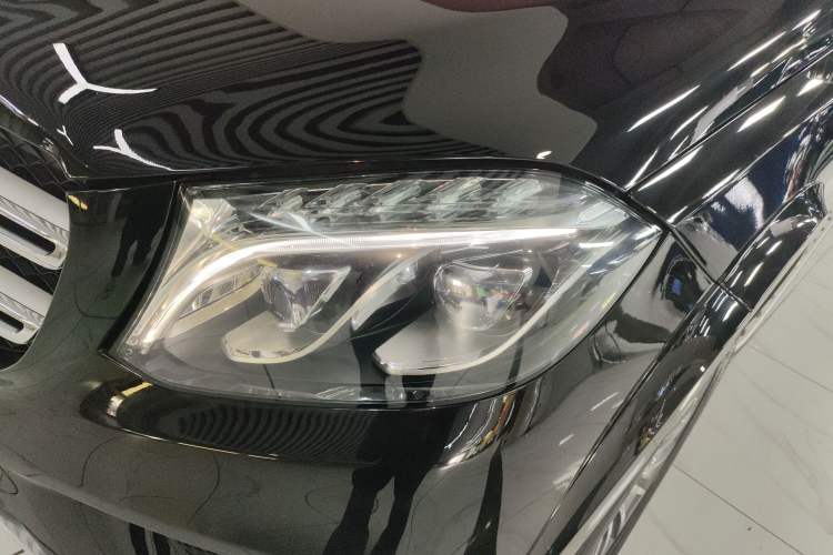 Used Mercedes-Benz GLS 2017 GLS 500 4MATIC Left Front Headlight