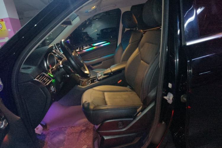 Used Mercedes-Benz GLS  Left Front Seat