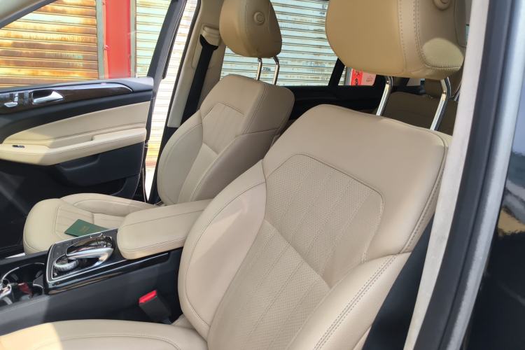 Used Mercedes-Benz GLS  Left Front Seat