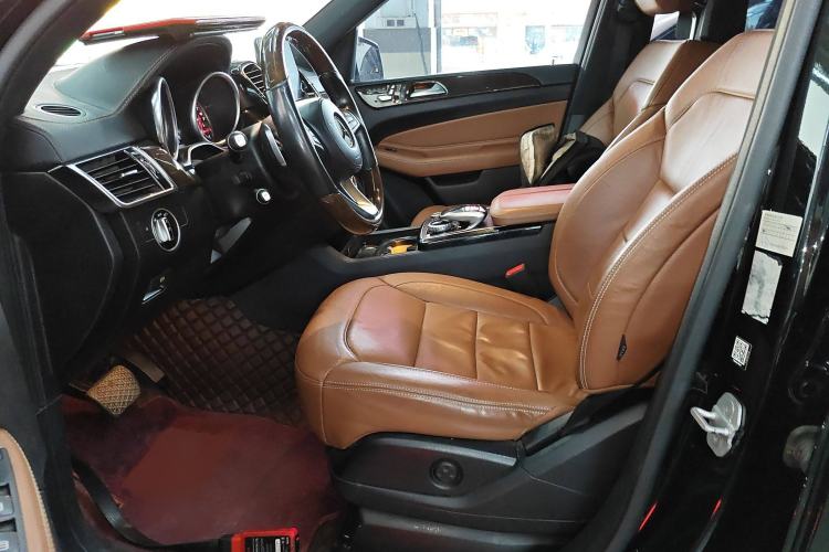Used Mercedes-Benz GLS 2017 GLS 400 4MATIC Luxury Model Left Front Seat