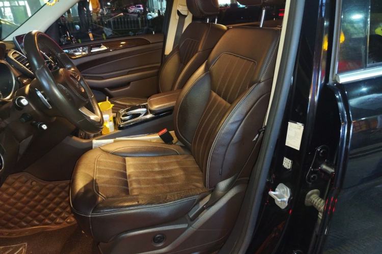 Used Mercedes-Benz GLS 2017 GLS 400 4MATIC Dynamic Model Left Front Seat