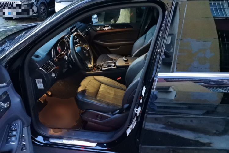 Used Mercedes-Benz GLS  Left Front Seat